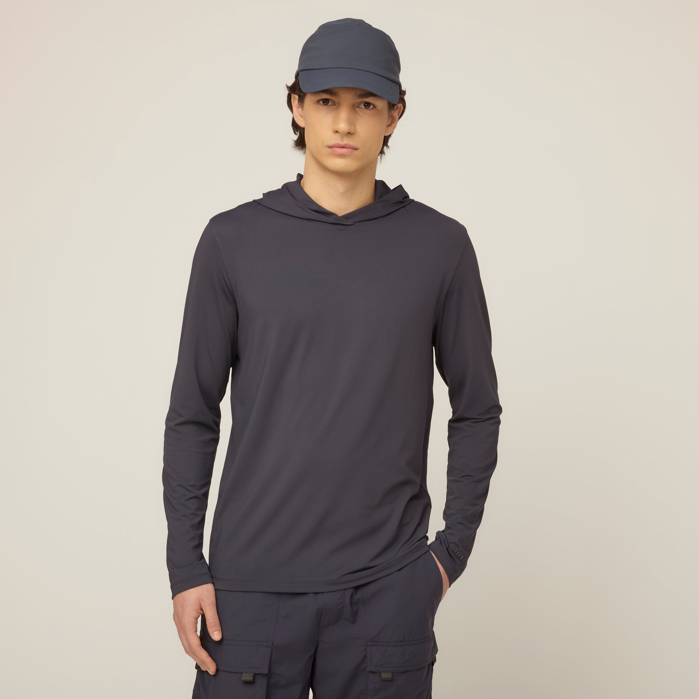 Tilley 輕量 UPF Shade 連帽衛衣 主產品圖