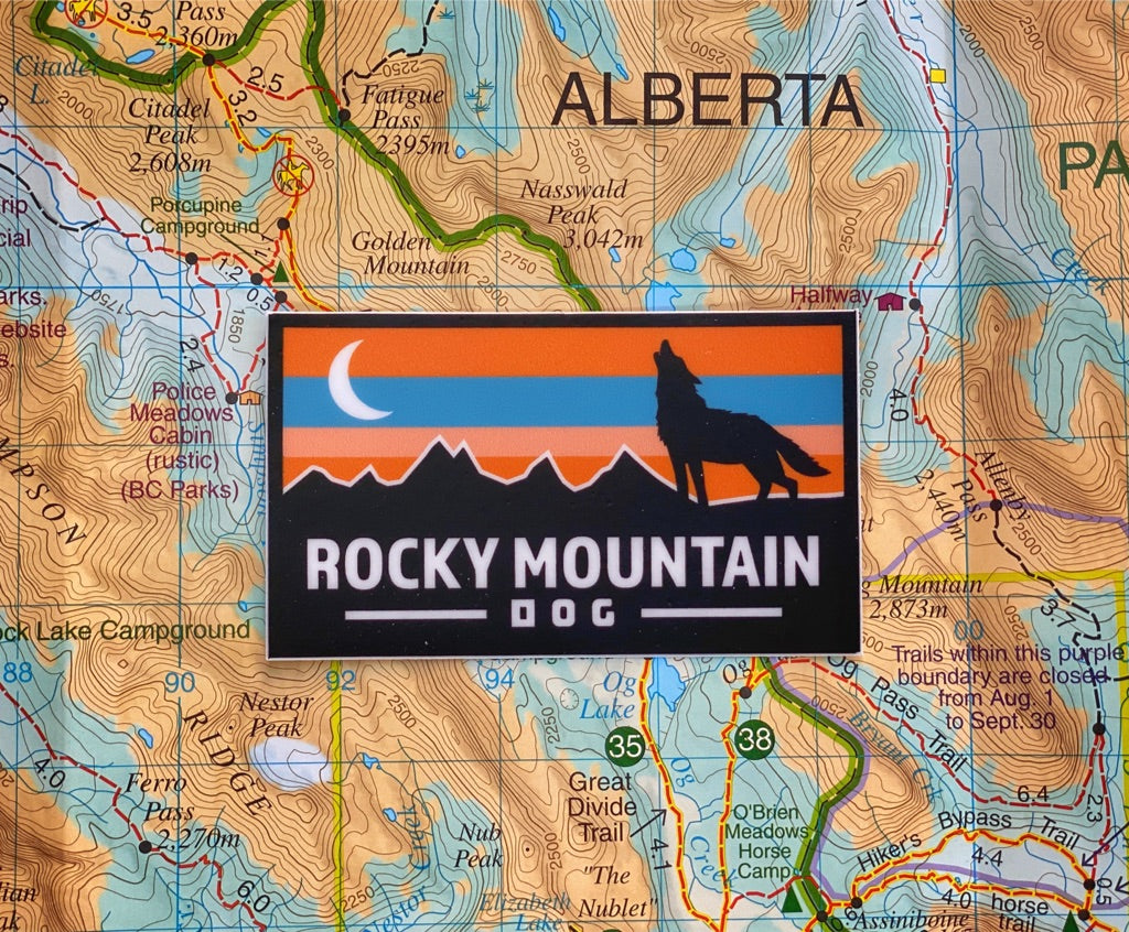 Rocky Mountain Dog RMD Rectangle Wolf Crescent Moon 貼紙 主產品圖