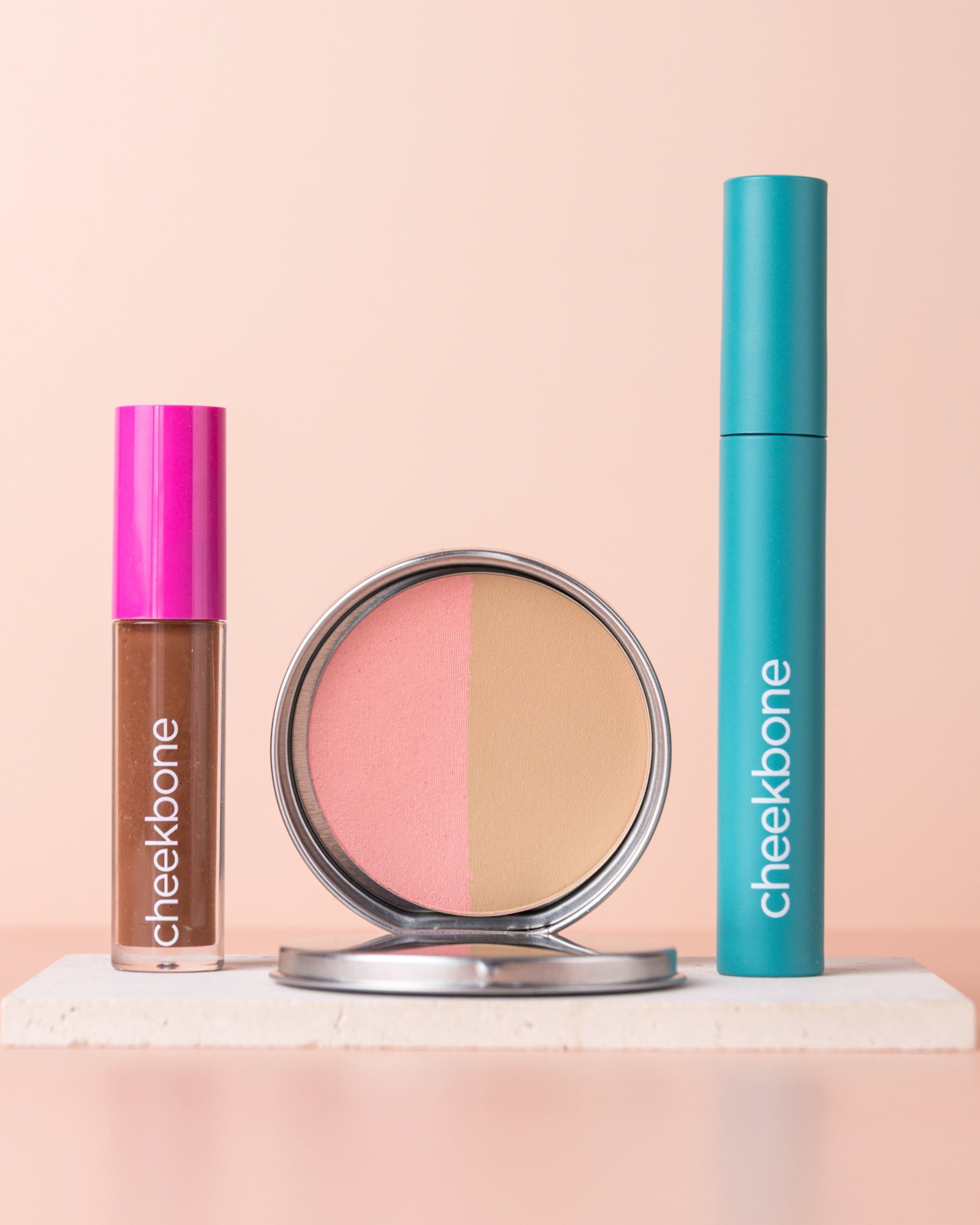 Cheekbone Beauty Busy Mom Basics Makeup 套裝 主產品圖