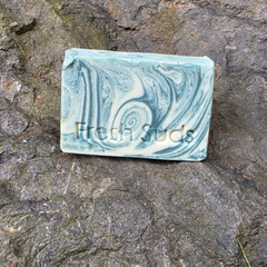 Fresh Suds Soapery Glacier 北極 Mineral Clay 手工皂｜較小裝 (105g) 產品細節圖 3