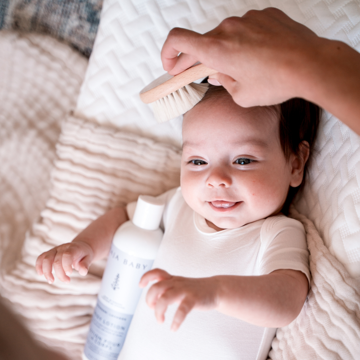 Baja Baby 木製嬰兒髮刷及梳子套裝｜產品及款式圖片 4